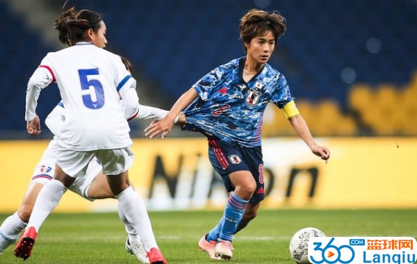 对阵台北女足11-0到9-0！小日本开挂，最低消费3-0